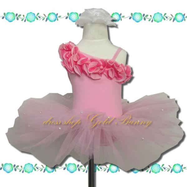 Ԃт̗lȃtƃp[̏肪iȃ_XRX`[ tBMAXP[g _X oG _XKXe[Wߑɂ q I^[h