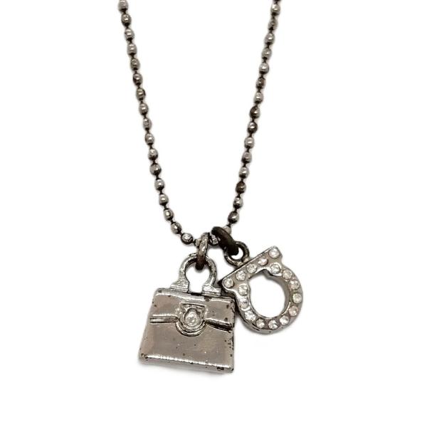 フェラガモ Ferragamo ガンチーニ ネックレス シルバー バッグチャーム