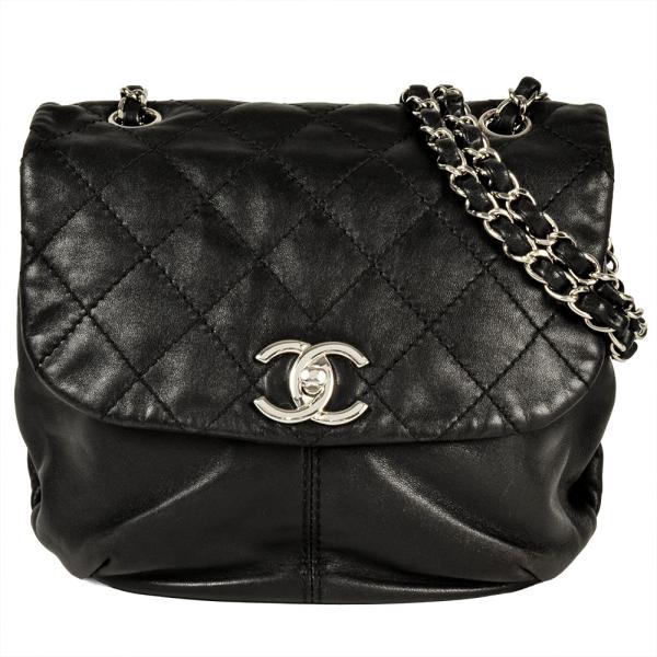 CHANEL（シャネル） マトラッセ チェーン ショルダーバッグ ラムスキン