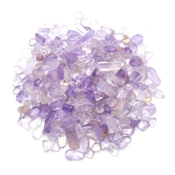 ◆約100gでのお届けになります。◆アメジスト（紫水晶）『愛の守護石』『真実の愛を守りぬく石』と呼ばれるアメジスト。2月の誕生石として有名です。古代から多くの人々に愛されてきたとされる、アメジストの紫色。特に日本では、最も気高い色とされ、宗...