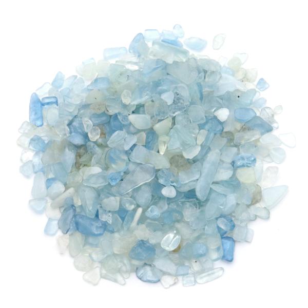 アクアマリン 緑柱石 さざれ石 100g 天然石 パワーストーン 浄化グッズ■約100gでのお届けになります。■アクアマリン3月の誕生石として有名なアクアマリン。　パワーストーンとしても定番中の定番ストーンです♪ブレスを作る際に出る、原石の...