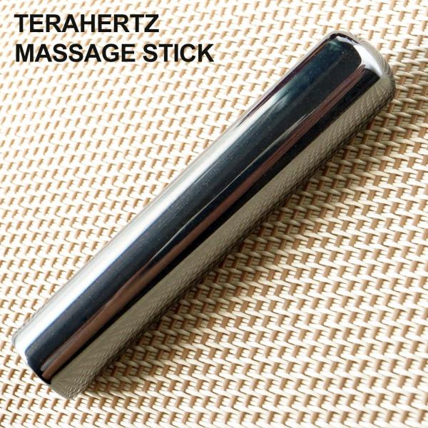 顔のマッサージだけでなく、背中、肩や腰、首回り、太もも、ふくらはぎ、二の腕、手のひら、頭皮へのマッサージのもおすすめです。テラヘルツ マッサージ棒 ツボ押しに最適！肩や腰、足の裏など気になる部分へツボ押しすると気持ちいい！■サイズ約70 x...