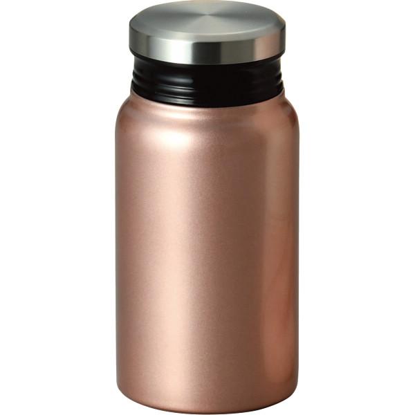 リュクスメタルサーモは、ステンレスの二重構造。本体内側と外側の間は、真空構造になっています。その為、熱が外に伝わりにくいので、冷たいものも温かいものも飲み頃温度を保ちます。●満水時=約400ｍｌ●口径=約4.5ｃｍ●ボトル本体=ステンレス、...