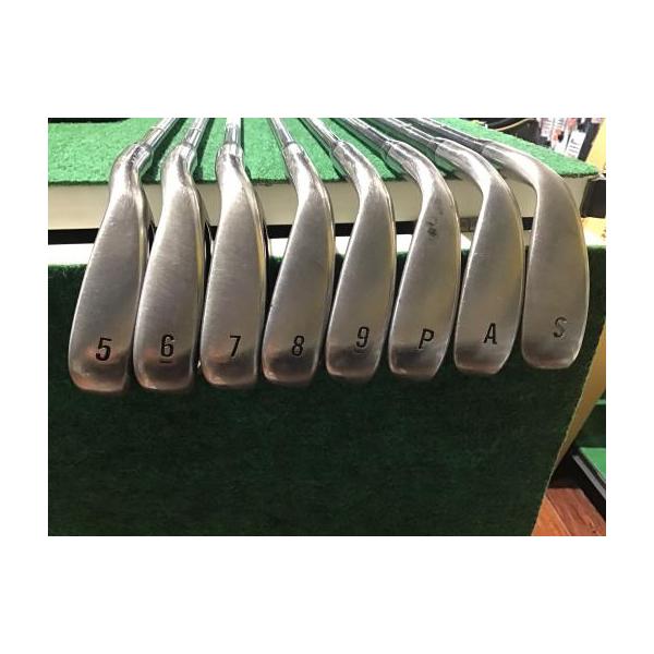 NIKE（ナイキ） VICTORY RED FULL CAVITY 8S アイアンセット IR