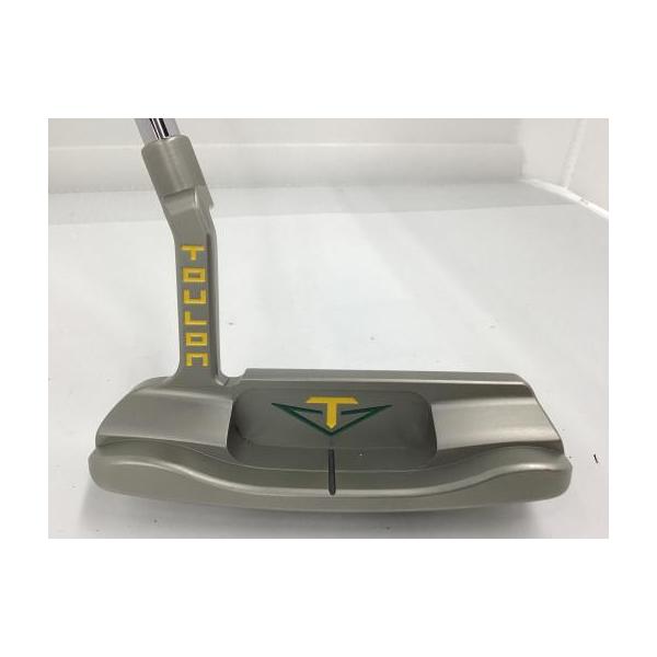 トゥーロンガレージ　アトランタ　34inc Odyssey Toulon Portland Garage Rose Gold Putter 34