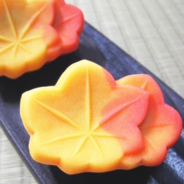 紅葉 もみじ 練り切り製 秋の上生菓子詰め合わせ8個箱入り 名入れ 熨斗可 ご贈答用箱入り Buyee Buyee Japanese Proxy Service Buy From Japan Bot Online