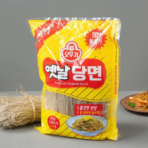 #商品の特徴 : POINTオットギの韓国春雨（ダンミョン）は、韓国料理ファン必見のアイテムです。その独特の食感と風味は、チャプチェの美味しさを引き立てます。500gの大容量で、家族や友人との食事にもぴったりです。厳選された材料から作られた...