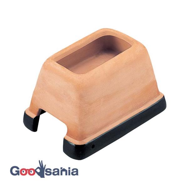 ・上部のくぼみに水を注ぐだけで、内部を理想的な高湿度環境(湿度約90％)に保てる爬虫類・両生類用のシェルターです。・中に入ることで生体のストレスを軽減することができます。・高湿度環境は、脱皮不全の予防やスムーズな脱皮のサポートにも効果的です...