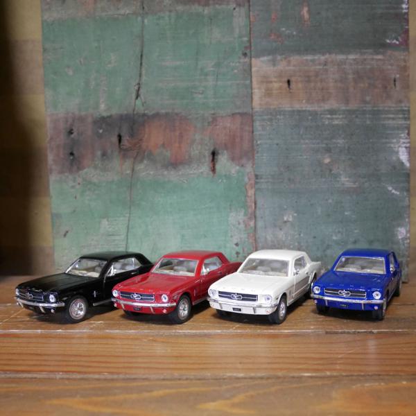 フォード マスタング 1/36 プルバックミニカー 1964 Ford Mustang