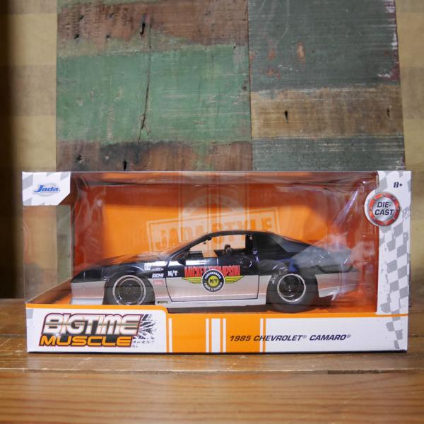 シェビー カマロ Z28 Mickey Thompson 1985 Chevy Camaro 1/24 レトロミニカー シボレー JADA TOYS BTM