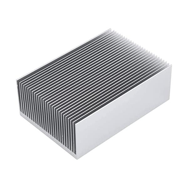 【ご購入後の当店からの連絡はご登録のメールアドレスに通知いたします。必ずご確認ください】【商品概要】【仕様】寸法：200 x 69 x 36mm　重量 : 490g　カラー : シルバー　内容： ヒートシンク１点【放熱性優れた素材】アルミニ...