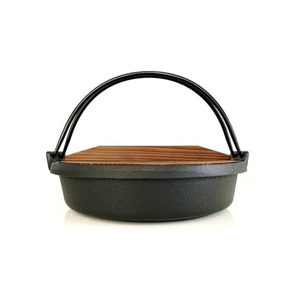 日本製 南部鉄器 すき焼兼ギョーザ鍋 ツル付 木蓋付 すき焼き鍋 餃子鍋 いろり鍋 鋳鉄鍋 内径24cm IH対応