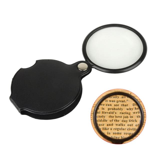 【ご購入後の当店からの連絡はご登録のメールアドレスに通知いたします。必ずご確認ください】【商品概要】【カラー】：黒い 【サイズ】：レンズ50mm、カバー75*55mm 【製品の内容】：1つ【材質】：プラスチック製、皮革製、金属製、ガラス製レ...