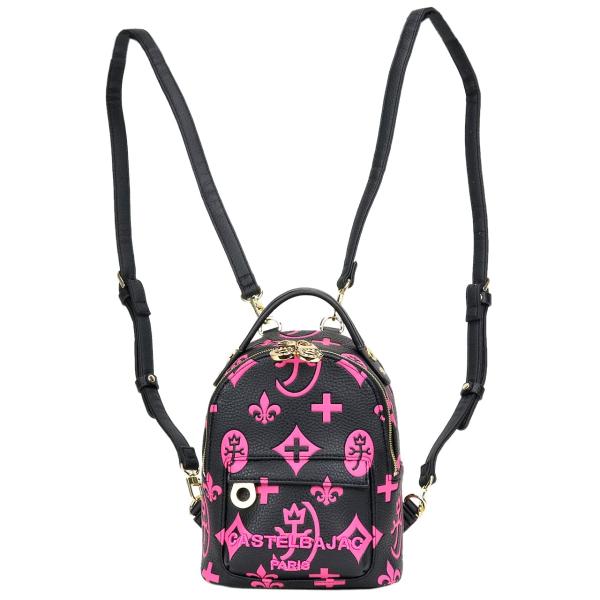 【ご購入後の当店からの連絡はご登録のメールアドレスに通知いたします。必ずご確認ください】【商品概要】サイズ：約ヨコ18×タテ22×マチ8cm重量：約380g （ショルダーベルト付き550g）素材：ポリ塩化ビニール/床革仕様：【外側】ファスナ...