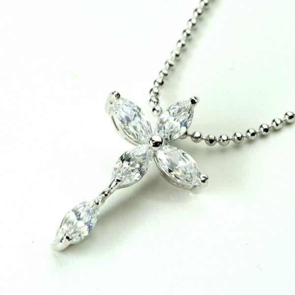 SWAROVSKI（スワロフスキー） ネックレス クロスモチーフ CZ 