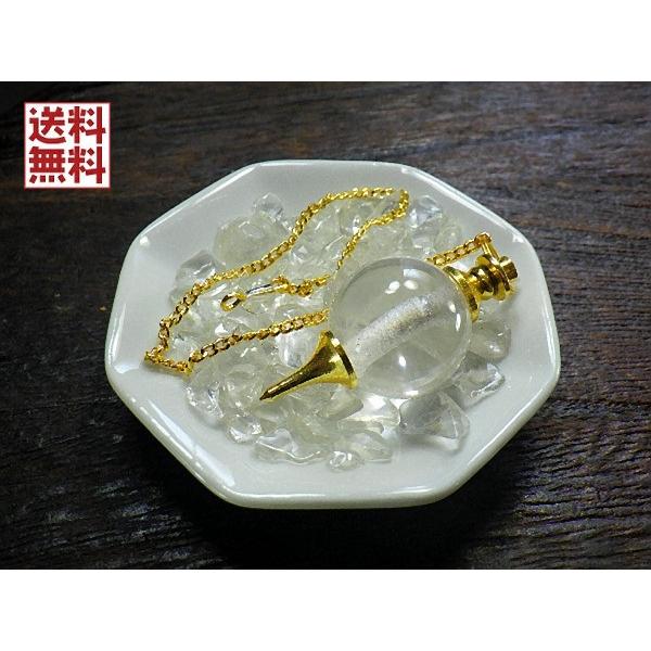 『ヒマラヤクォーツ』＋『風水八角皿』＋『ヒマラヤクォーツペンデュラム』風水で人気・最強アイテム。ヒマラヤクォーツは最高のパワースポットそこで成長・採掘されたヒマラヤの水晶は まさに山の神々がくれた最高のお守り石。邪気払い、お清めに天然水晶が...