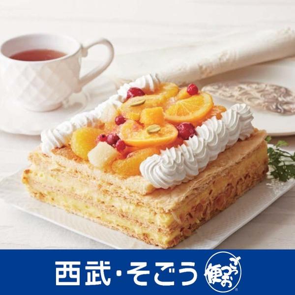 [Release date: March 15, 2021]フルーツの酸味と甘み、絶妙な旨さが広がります。東京・青山で絶大な人気を誇るフレンチレストラン「ランス・ヤナギダテ」のシェフが監修したフルーツミルフィーユ。たっぷりのフルーツと、パイ...