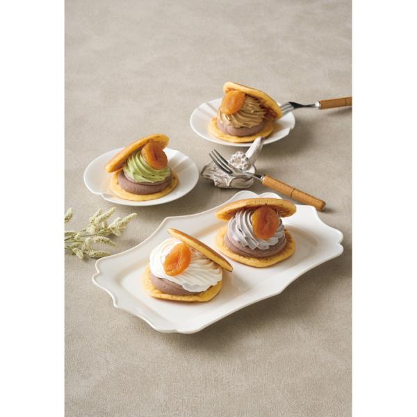 銀座に店を構える日本料理店「和創はやしだ」監修のどらやき。ふんわり生地の間にあんとホイップクリームをたっぷり挟みました