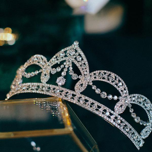 プリンセス ティアラ 結婚式の人気商品 通販 価格比較 価格 Com