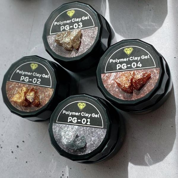 ねんどジェル グミジェル 3Ｄネイル 立体ネイル ネイルパーツ ノンワイプ ジェルネイル ラメシリーズ商品名：ラブリーポリマークレイジェル　ラメシリーズ容量：4ml商品詳細：こねて使えるねんどジェル/グミジェルのラメシリーズ。ＵＶ＆ＬＥＤ対...