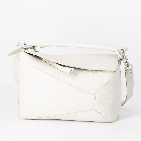 LOEWE（ロエベ） ショルダーバッグ ソフトホワイト パズル PUZZLE EDGE