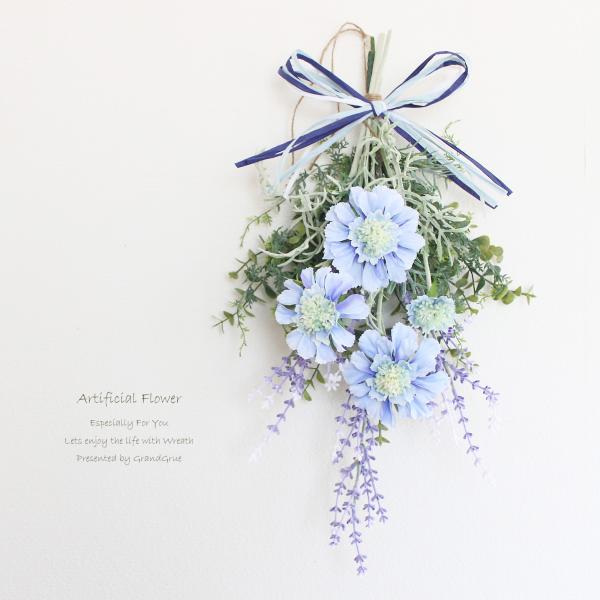 SALE♪「送料無料」スカビオサ＆ラベンダーのスワッグリース アーティフィシャルフラワー 【サイズ】リボンから細い先端までの最大の長さ約3５ｃｍ　横幅約20ｃｍ【素　材】アーティフィシャルフラワー（造花、フェイク）素材はアーティフィシャルフ...