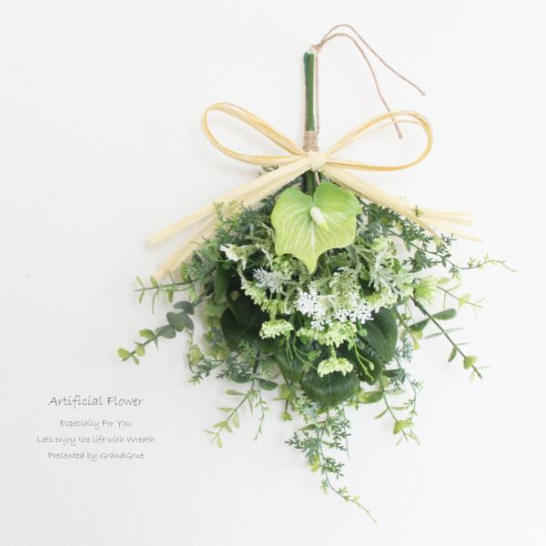 【サイズ】約22×22ｃｍ（リボンから先端までのサイズ）　【素　材】アーティフィシャルフラワー（造花、フェイク）素材はアーティフィシャルフラワー（造花、フェイク）です。ドライフラワーと違いとても丈夫なので玄関外にも飾れます。但し、直射日光に...