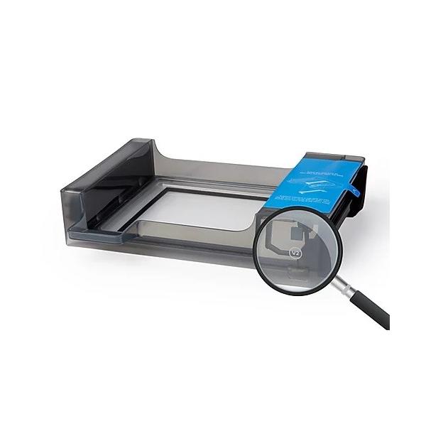 Form 3専用のレジンタンクです。グレーProレジン、リジッドレジン、エラスティックレジンを含む、Form 3及びForm 3Bに対応する全てのレジンにて使用して頂けます。また、レジンタンクは消耗品です。小さなV2のシールがIDチップ上の...