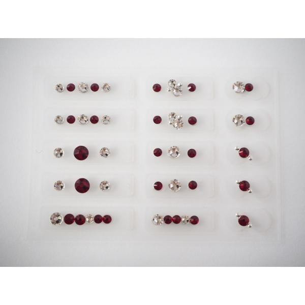 ピンセットをご使用ください。密集したツボでもテープが重なることなく、3ポイント同時に貼れる3連型。耳の凹凸やフチの部分にピタッとフィットするひょうたん型！2種類がセットになったお得なテープ。商品の素材は、安心・安全、天然のゴムを使用した肌に...