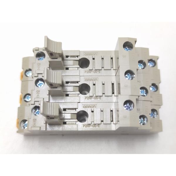 インボイス対応 3点セット 中古 オムロン P2RF-05-E OMRON