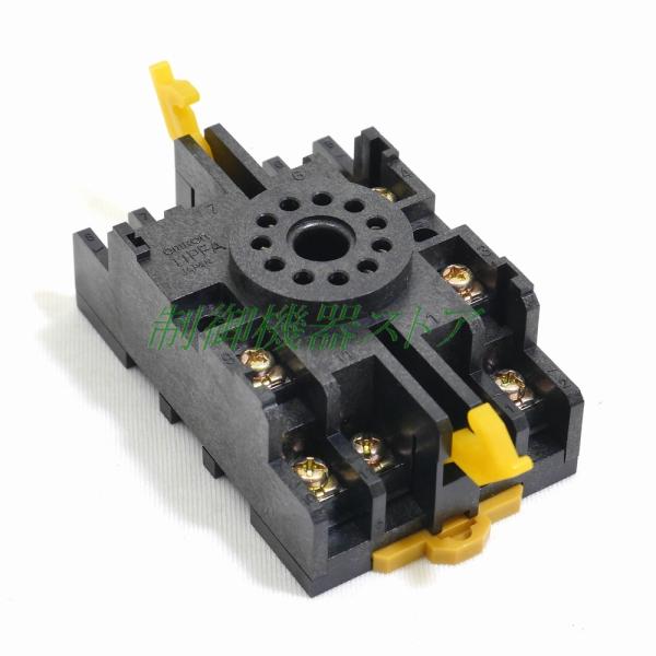 ☆商品在庫数：[8]【 商品紹介 】[商品コード]：ET121[適　　用]：未使用品[形　　式]：14PFA[メーカー]：オムロン[商 品 名]：丸形ソケット[極　　数]：14P[通電電流]：10A[耐 電 圧]：2000v 1s[寸　　法...