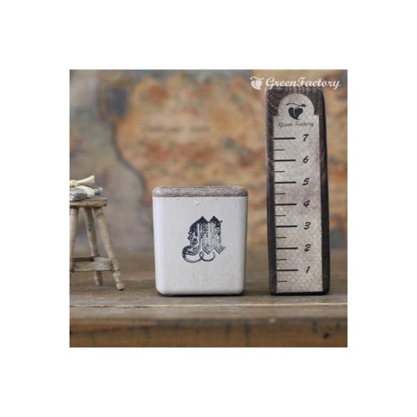 ■商品について小さな鉢に、アルファベットMの文字をスタンプしました。組み合わせで、様々なシーンでご活用いただけます。※キューブ（S）１個の価格です。※鉢は写真６枚目の４色からお選びいただけます。　注文時に備考欄よりお知らせください。■鉢につ...