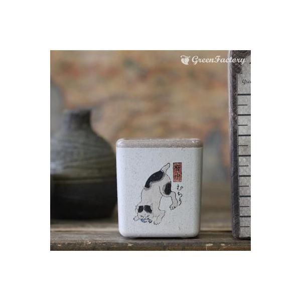 ■商品について小さな鉢に、浮世絵(猫）を転写しました。店頭に、または玄関、和室にと様々なシーンでご活用いただけます。サボテン、多肉はもちろん、ミニ盆栽やプリザーブドフラワーなどのアレンジに使っても可愛いですね。※キューブ（S）１個の価格です...