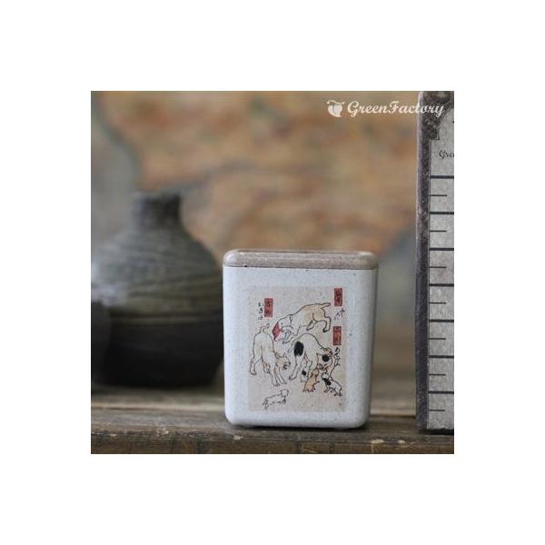 ■商品について小さな鉢に、浮世絵(猫）を転写しました。店頭に、または玄関、和室にと様々なシーンでご活用いただけます。サボテン、多肉はもちろん、ミニ盆栽やプリザーブドフラワーなどのアレンジに使っても可愛いですね。※キューブ（S）１個の価格です...