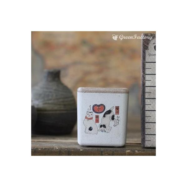 ■商品について小さな鉢に、浮世絵(猫）を転写しました。店頭に、または玄関、和室にと様々なシーンでご活用いただけます。サボテン、多肉はもちろん、ミニ盆栽やプリザーブドフラワーなどのアレンジに使っても可愛いですね。※キューブ（S）１個の価格です...