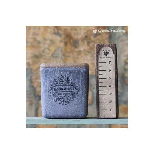 ■鉢について鉢は Taiwaアンティーク・プランツ・シリーズのキューブ(Ｍ)です。木材を混ぜて作った木質プラスチックの鉢です。アンティーク風の落ち着いた質感です。木材等を原料としており、通常のプラスチックと異なって、水やりや経年劣化により素...