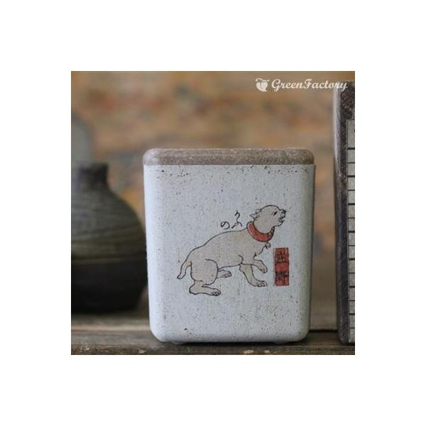 ■商品について小さな鉢に、浮世絵(猫）を転写しました。店頭に、または玄関、和室にと様々なシーンでご活用いただけます。サボテン、多肉はもちろん、ミニ盆栽やプリザーブドフラワーなどのアレンジに使っても可愛いですね。※キューブ（M）１個の価格です...