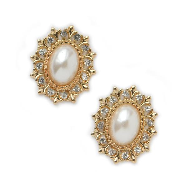 ※再入荷に伴いまして、周りのストーンが前回より少し大きくなりました。■商品説明カラー：ゴールドサイズ（縦×横×厚み）：約28×23×6mm程度素材：金属（メッキ）、パール（樹脂）、ガラス数量：2個