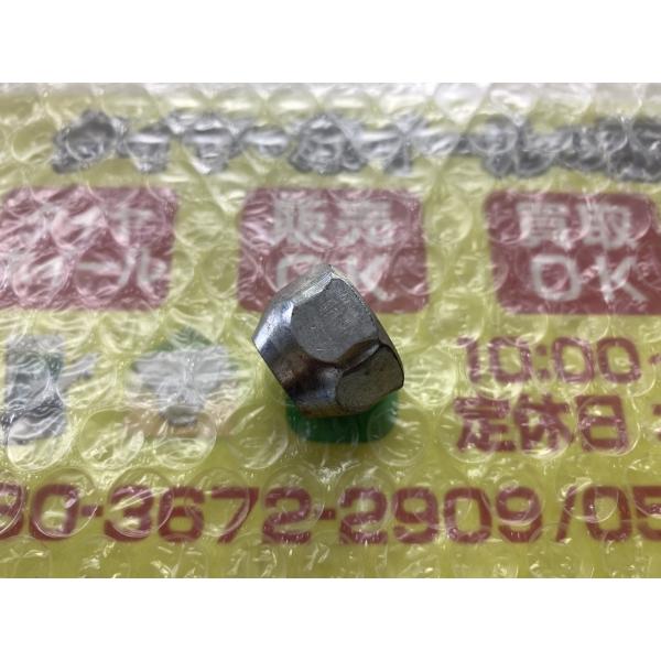 ハイエース　純正タイヤ　ナット付き　③ 楽天市場】トヨタ純正部品 ハイエース（ロックナット｜タイヤ