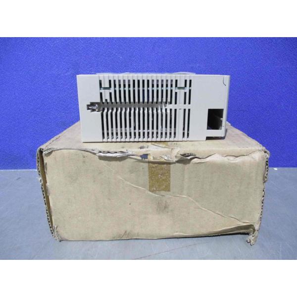 新古 OMRON C200HW-PA209R 電源ユニット(FAVR61007D014