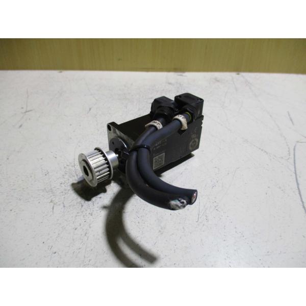 中古 KEYENCE AC SERVO MOTOR SV2-M010AS サーボモーター 100W 中古 KEYENCE AC SERVO MOTOR SV2-M010AS サーボモーター 100W