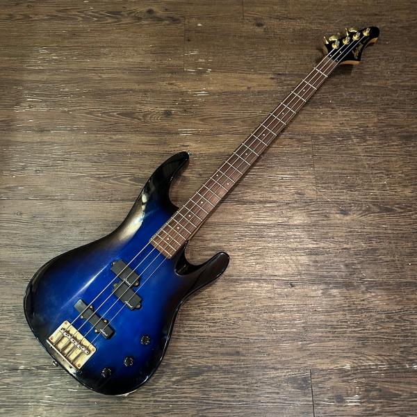 ベース Aria Aria Pro II ZZB Deluxe Black 1980 Electric Bass Guitar