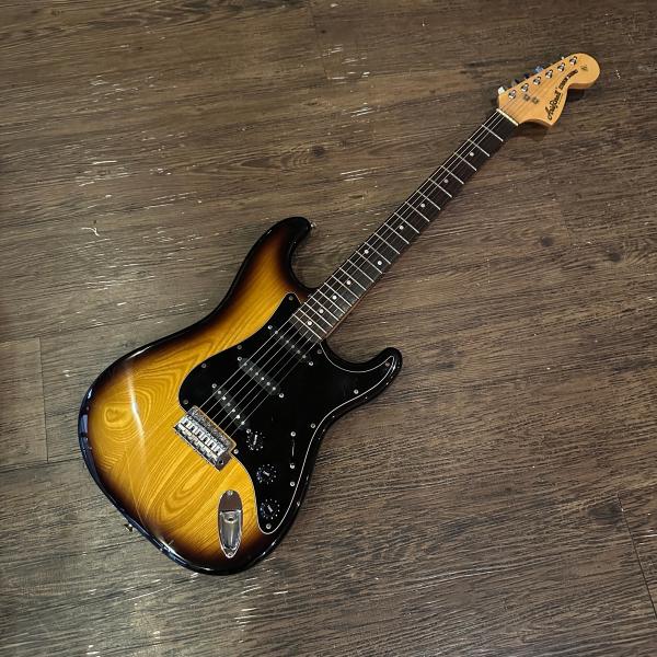 【美品】アリアプロ2 サンバースト Amazon | AriaProII セミアコベース サンバースト TAB-Classic/FM