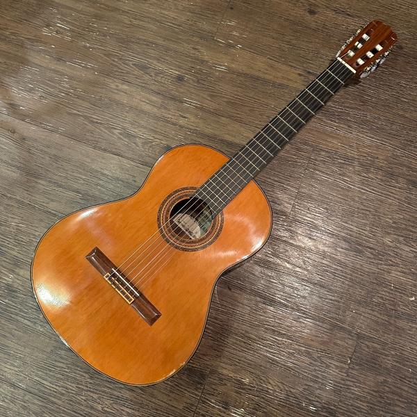 アストリアス　ビンテージC Asturias 