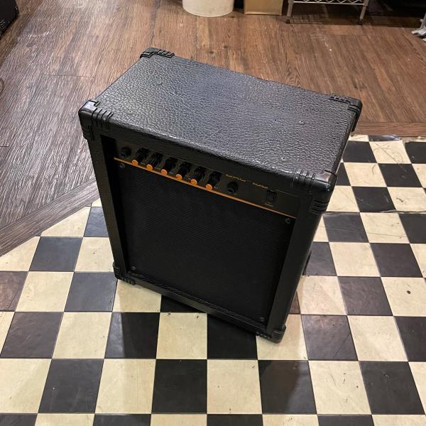 Roland DAC-15B ベースアンプ Roland Dac-15b Bass Combo Amp | Musician's Friend