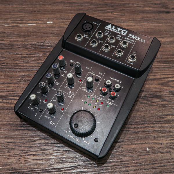 5チャンネルコンパクトミキサーZMX52 Alto Professional Zephyr ZMX52 5-Channel Compact Audio Mixer