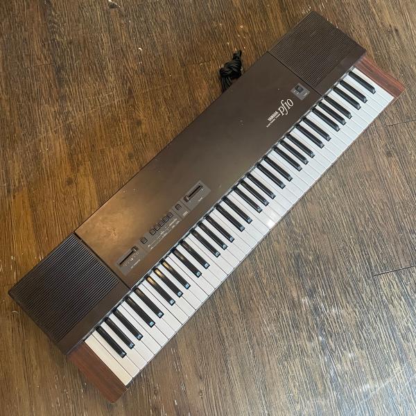YAMAHA Yamaha PF10 Electric Piano ヤマハ 電子ピアノ ジャンク YAMAHA Yamaha PF10 Electric Piano ヤマハ 電子ピアノ ジャンク