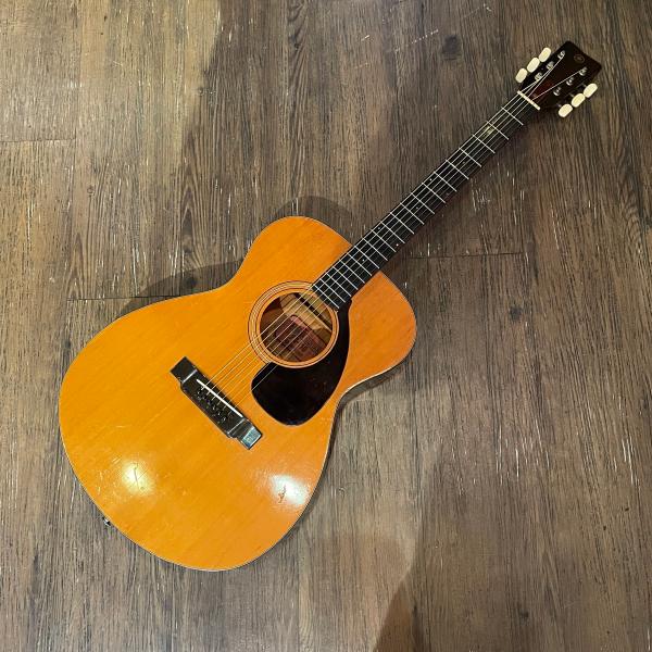 YAMAHA（ヤマハ） Yamaha FG-110 Red Label Acoustic Guitar