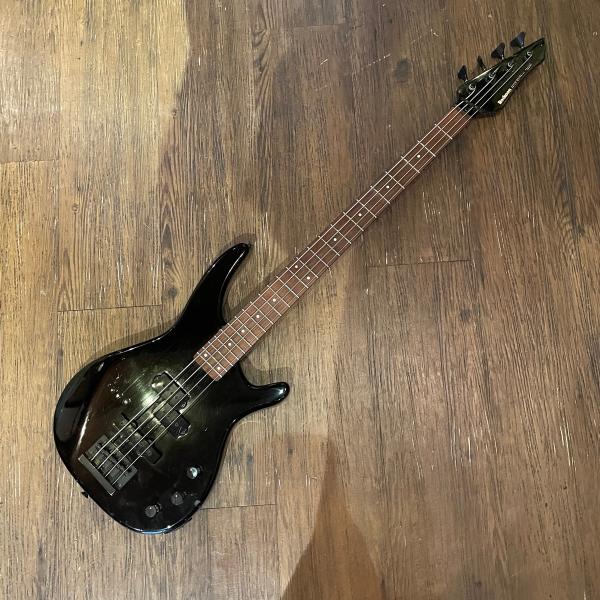 -condition-●Fret remain : 70%●Truss rod : good●neck condition : good●body condition : There are some dents and scratches...