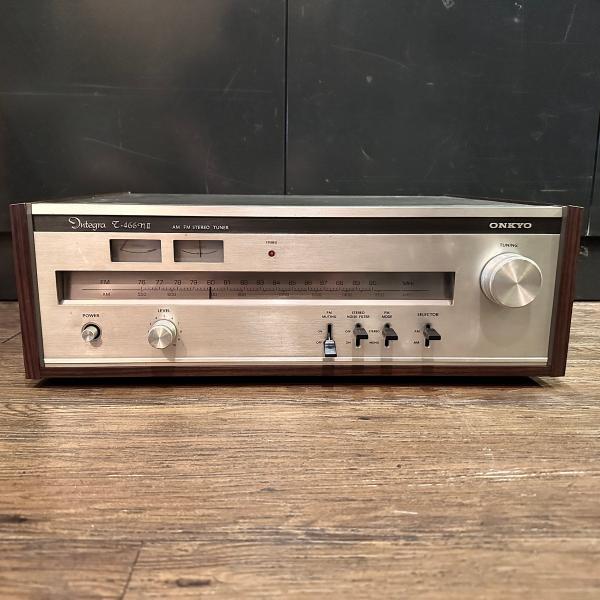 ONKYO（オンキヨー） Onkyo Integra T-466NII AM-FM Stereo Tuner Wood